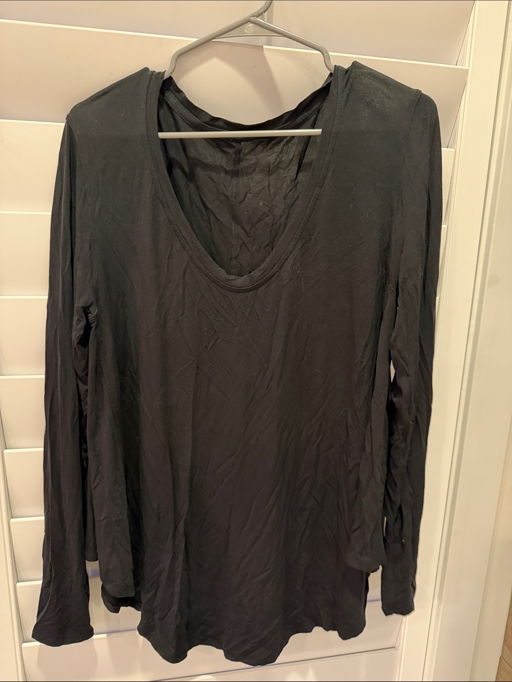 lululemon athletica Black Long-Sleeve Scoop Neck Tee